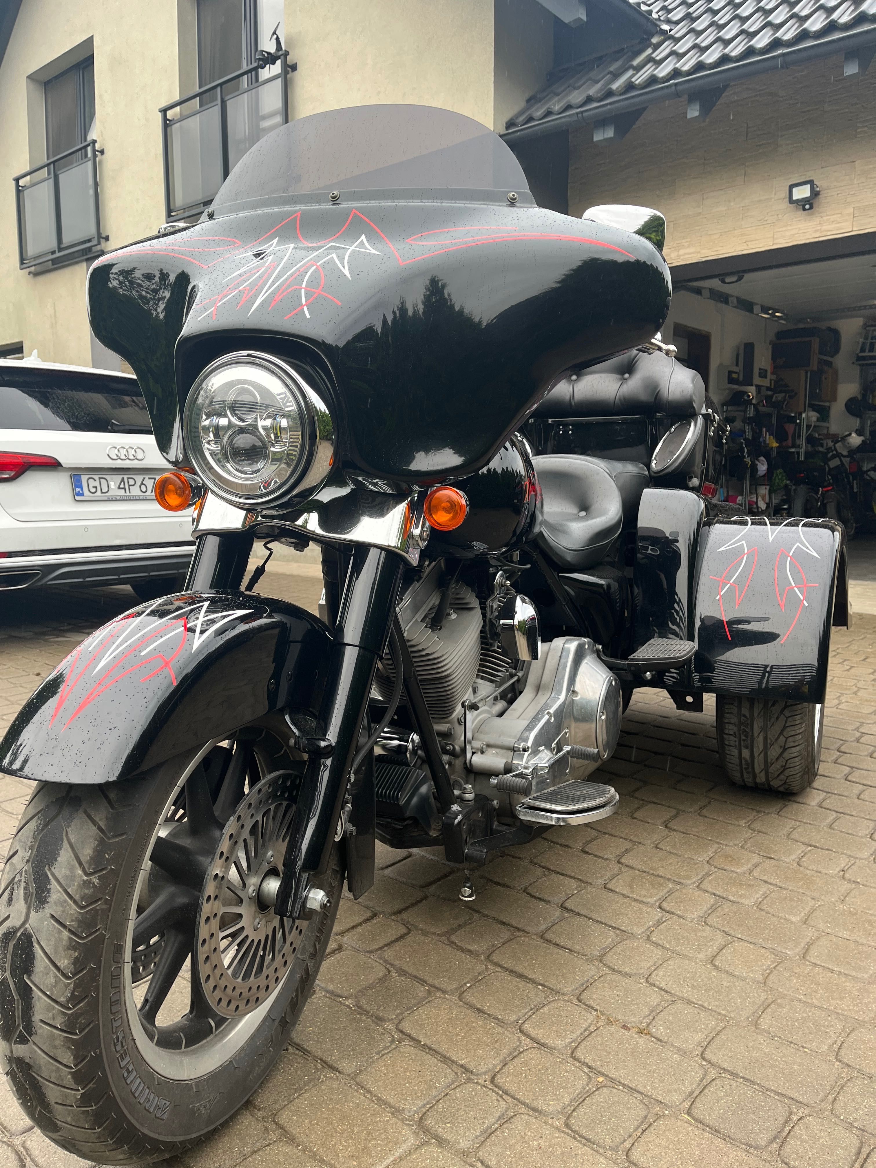 Harley-Davidson Electra Glide Classic Ultra • kat. B • trójkołowiec