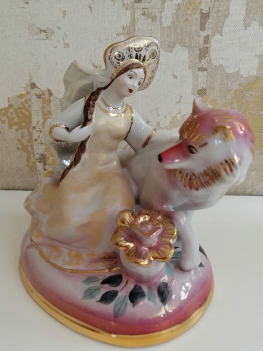 Figurka porcelanowa ZSRR Lomonosow Dulevo Vintage