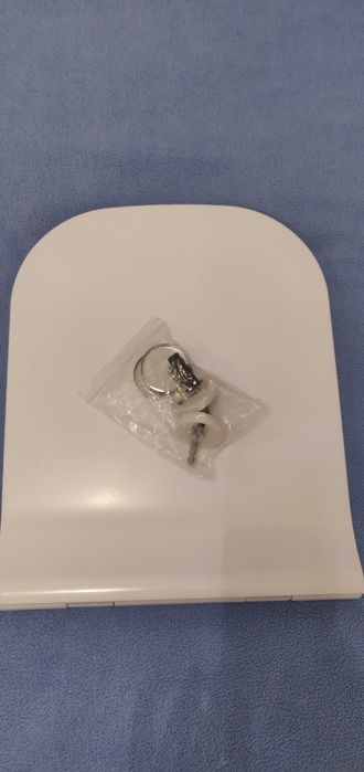 Uniwersalna, wolnoopadająca deska WC z duroplastu