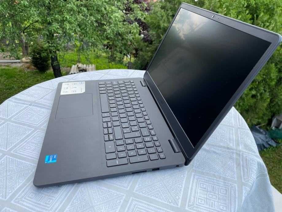 Ноутбук Dell3500