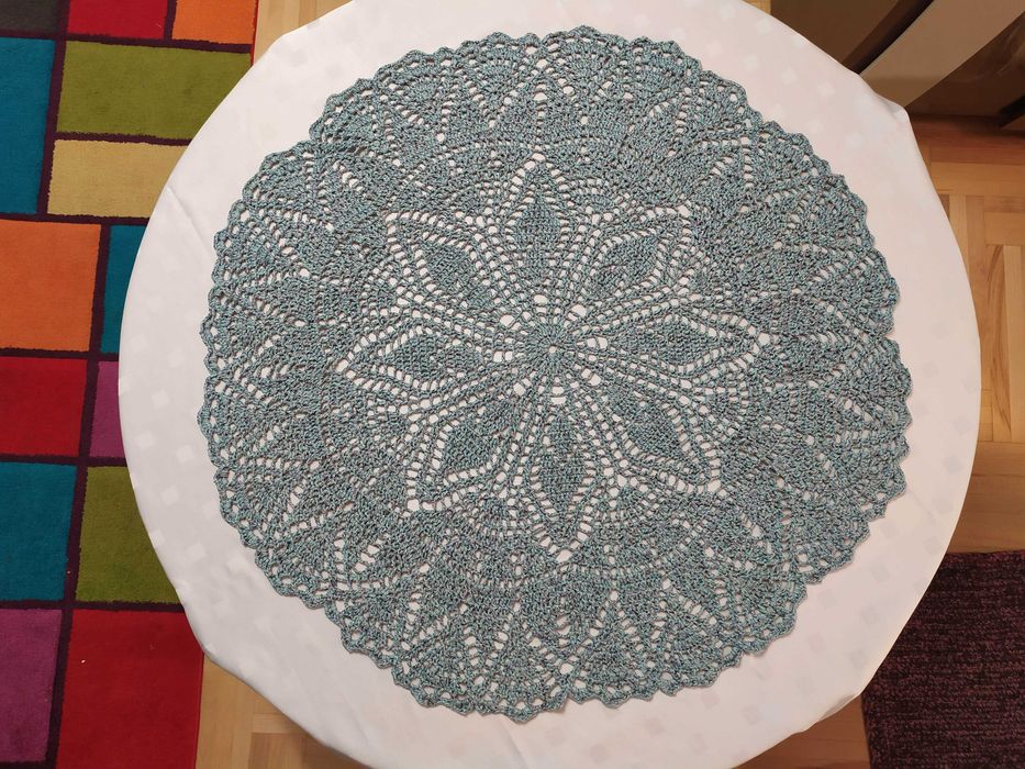 Serweta okrągła szydełkowa, melanż, średnica ok. 80 cm