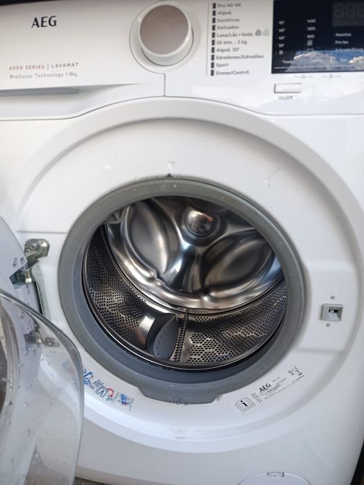 Maquina lavar roupa AEG 8kg