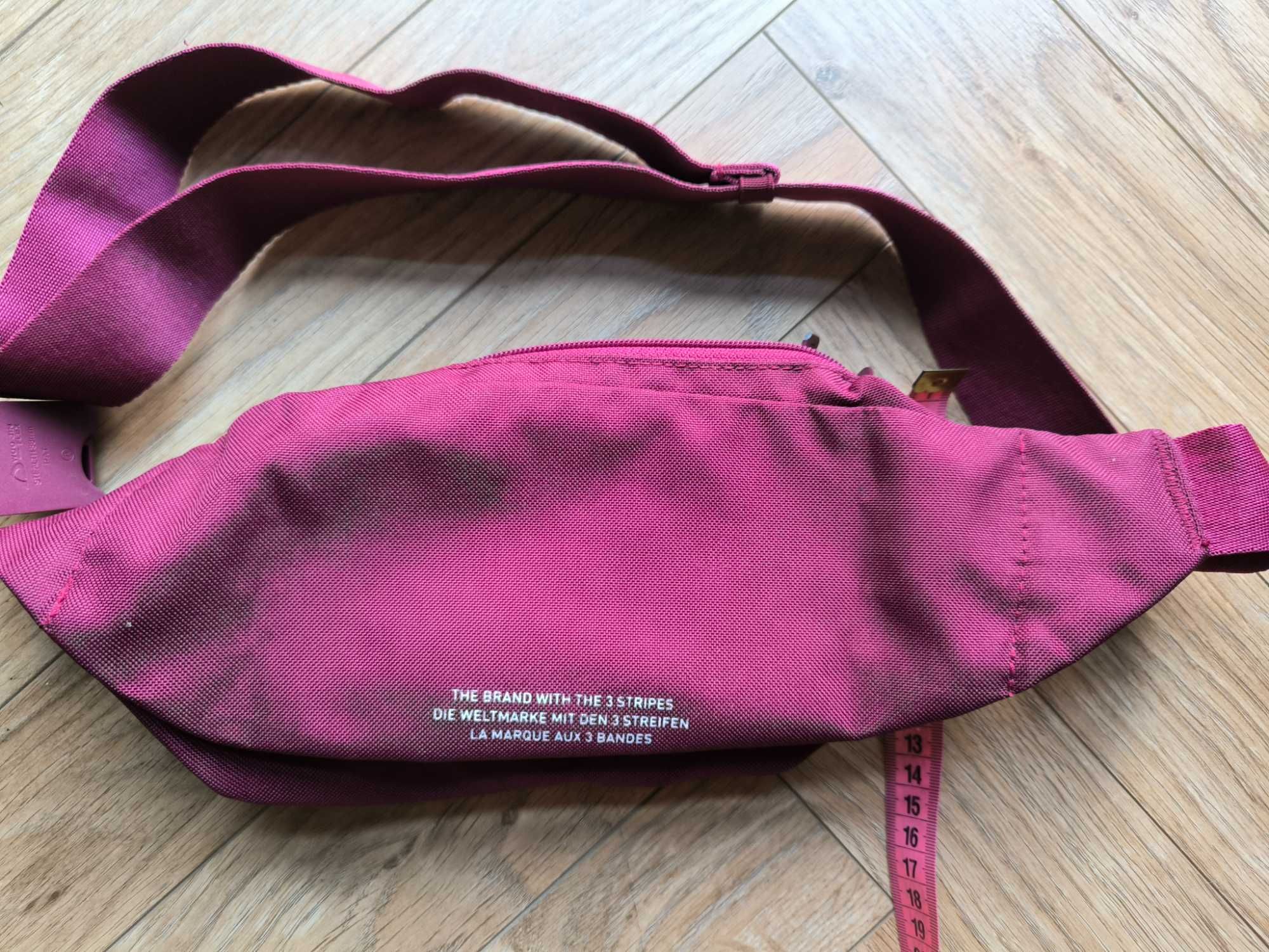 Adidas Saszetka Biodrowa Nerka Essential GK0055
