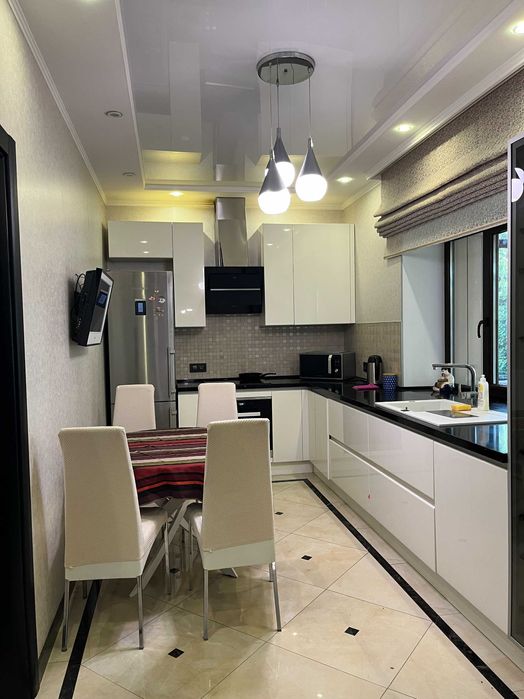 Сдам современный дом на Большой Даниловке, 1 км от ул.Жилярди