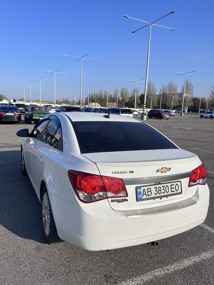 Продам машину у відмінному стані
