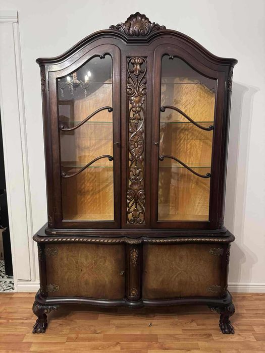 mebli z litego drewna w stylu chippendale na lwich łapach - antyk