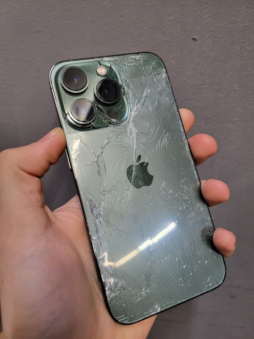 Под ремонт Iphone 13 pro 256gb Alpine Green
