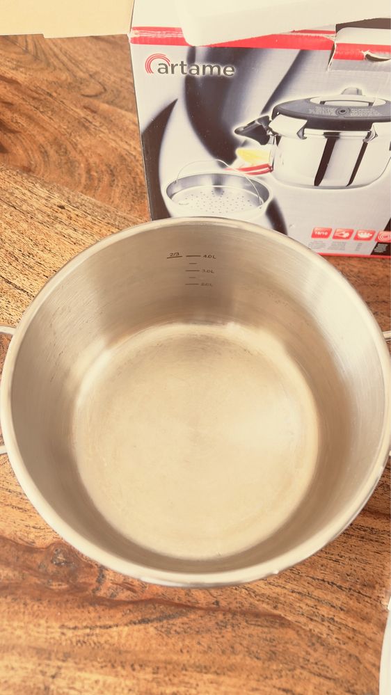 Panela de Pressão Artame 6L