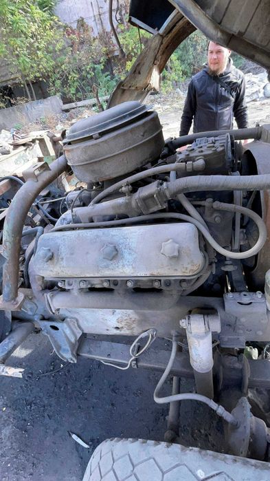 Кран автомобильный на МАЗЕ