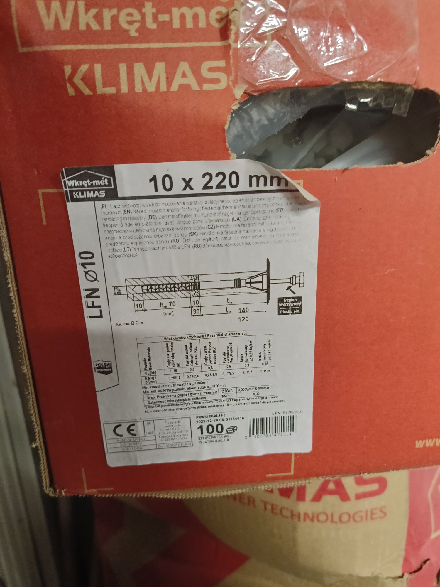 sprzedam kołki do styropianu posiadam ich 500 sztuk