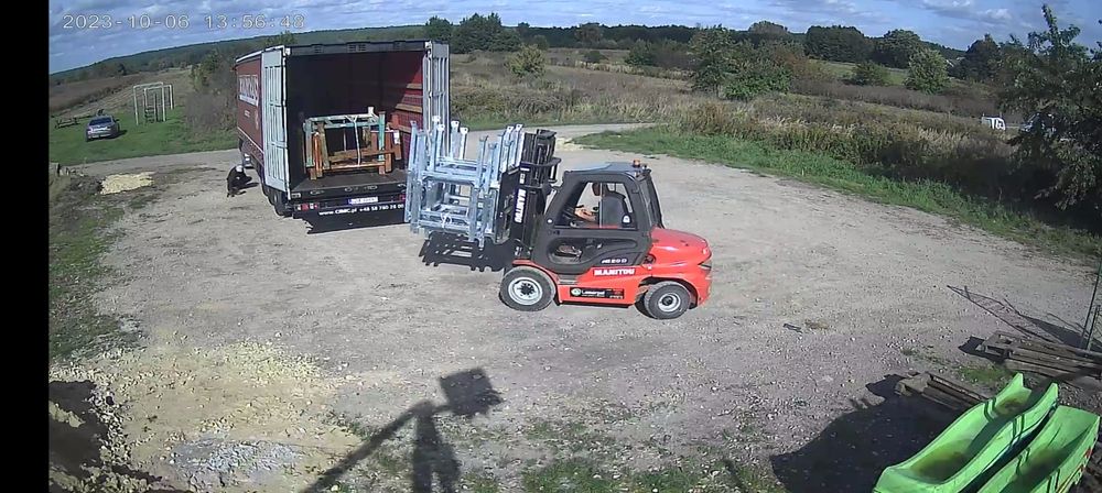 Kosze transportowe palety stemple  podpory budowlane