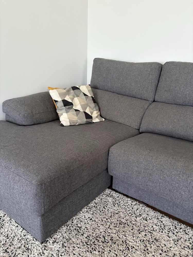 Sofá chaise long 3 lugares