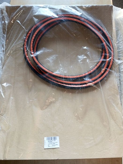 Uszczelka drzwi VW polo N9 okularnik