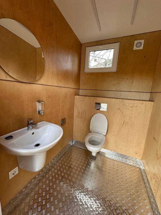 Модульний туалет на 2 кабінки