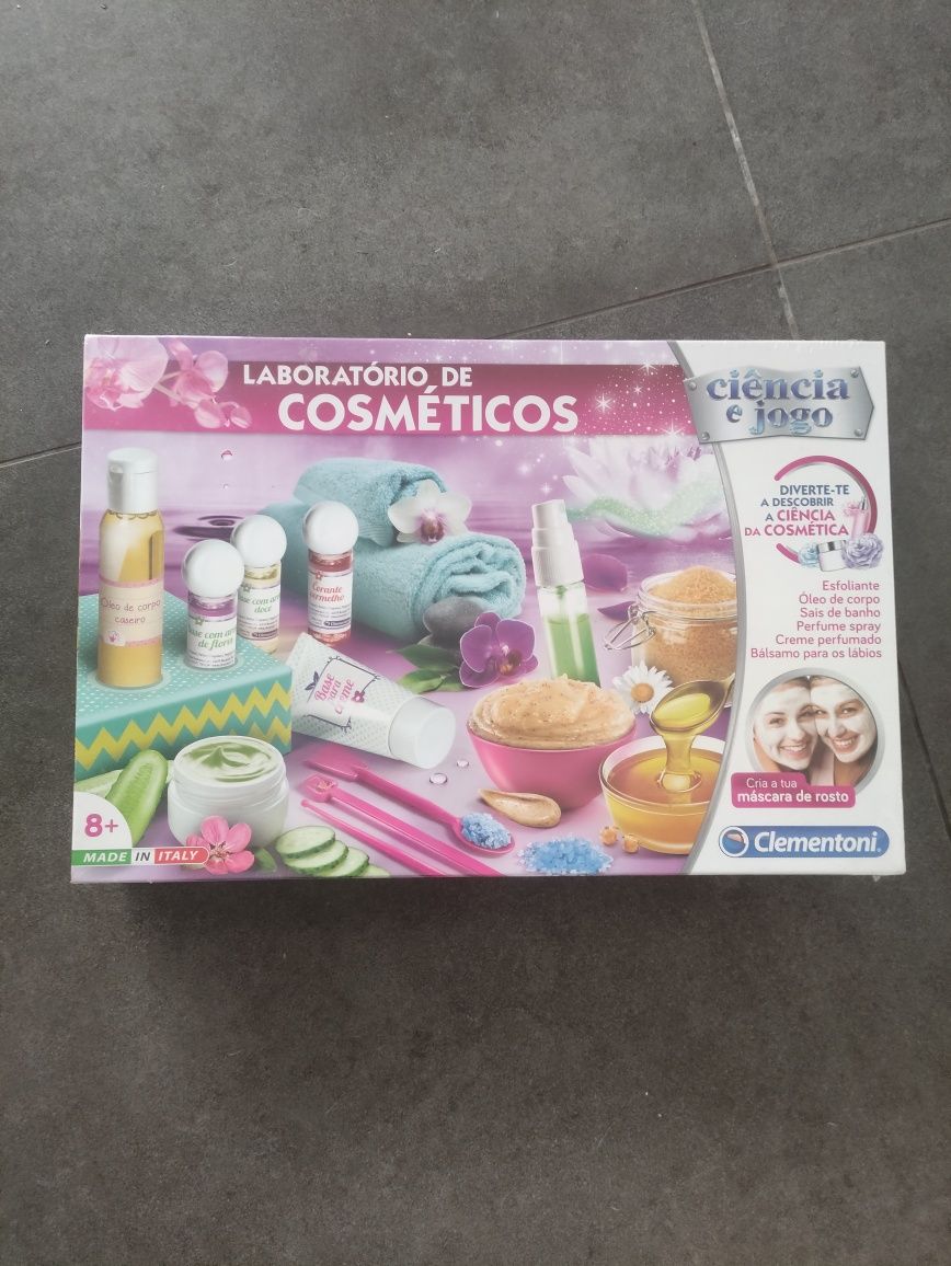 Laboratório de Cosméticos da Clementoni AINDA NÃO USADO