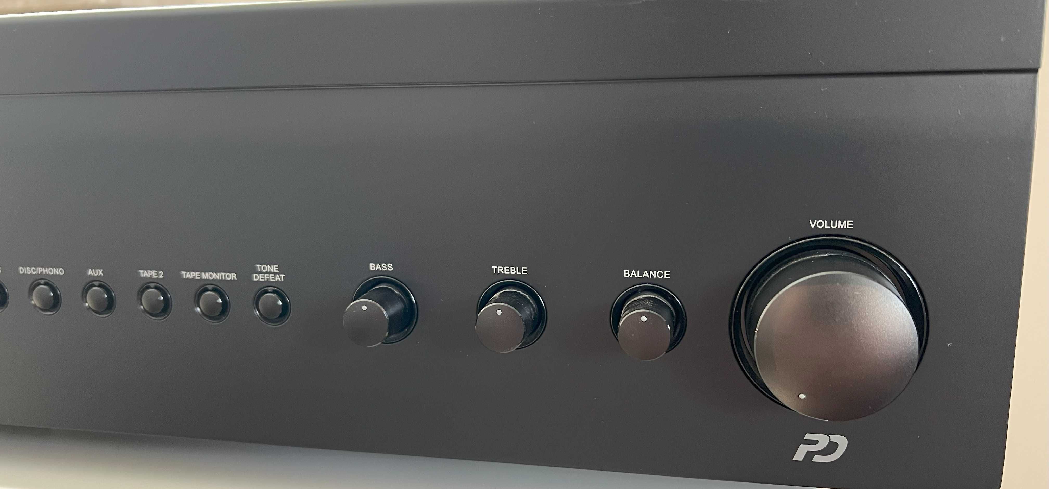 NAD C375 BEE wzmacniacz zintegrowany stereo 200W 8Ω / 300W 4Ω