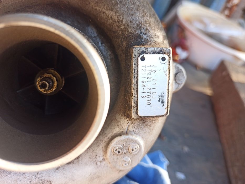 Турбина с Тойоты Рав 4 2.0 дизель