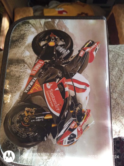 Piórnik wraz z wyposażeniem