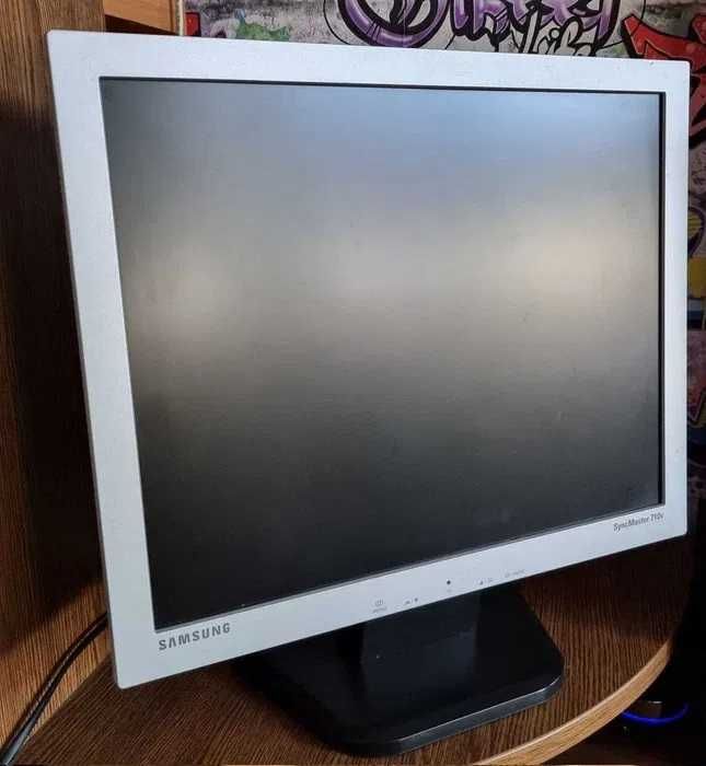 Samsung SyncMaster 710V
