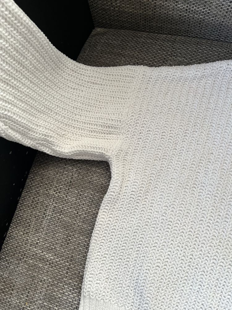 Sweter biały bershka S 36