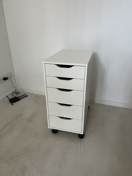 alex szafka ikea z kółkami szuflady