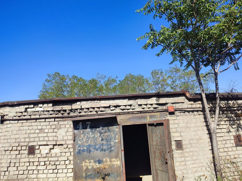 Гараж гаражному кооперативі Металург Запоріжжя Чорна гора