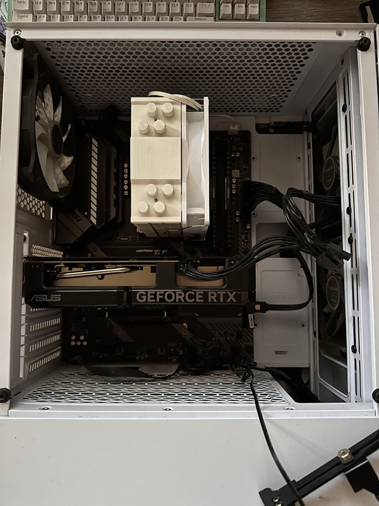 Продам комп’ютер (rtx 4060, ryzen 5 5600, 32 gb ddr4) Продам Компьютер