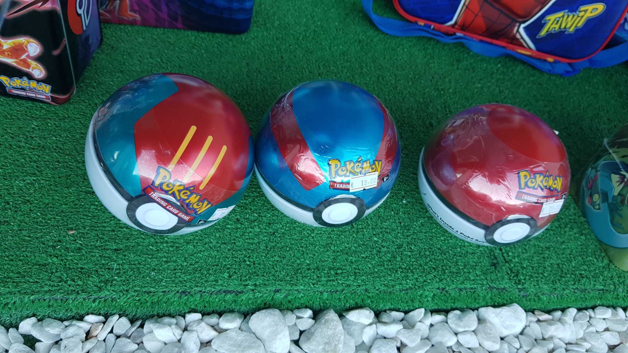 Cartas Pòkemon Poké Ball Tin