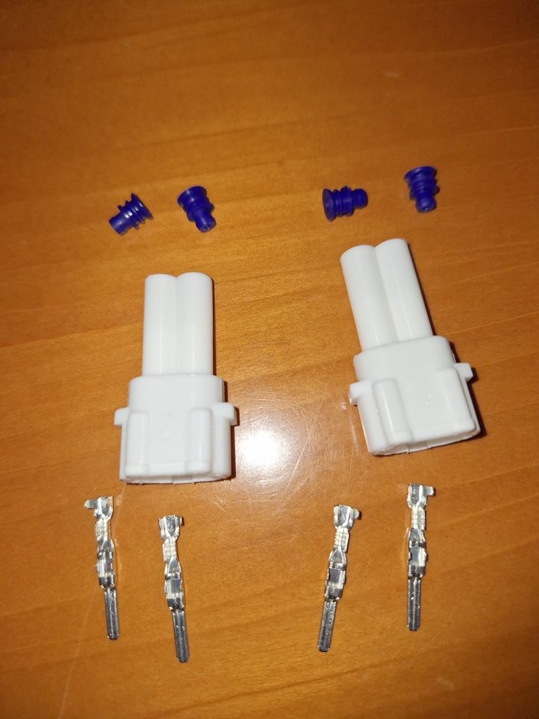 Ficha Yamaha DC para faróis auxiliares Tracer ou Tenere
