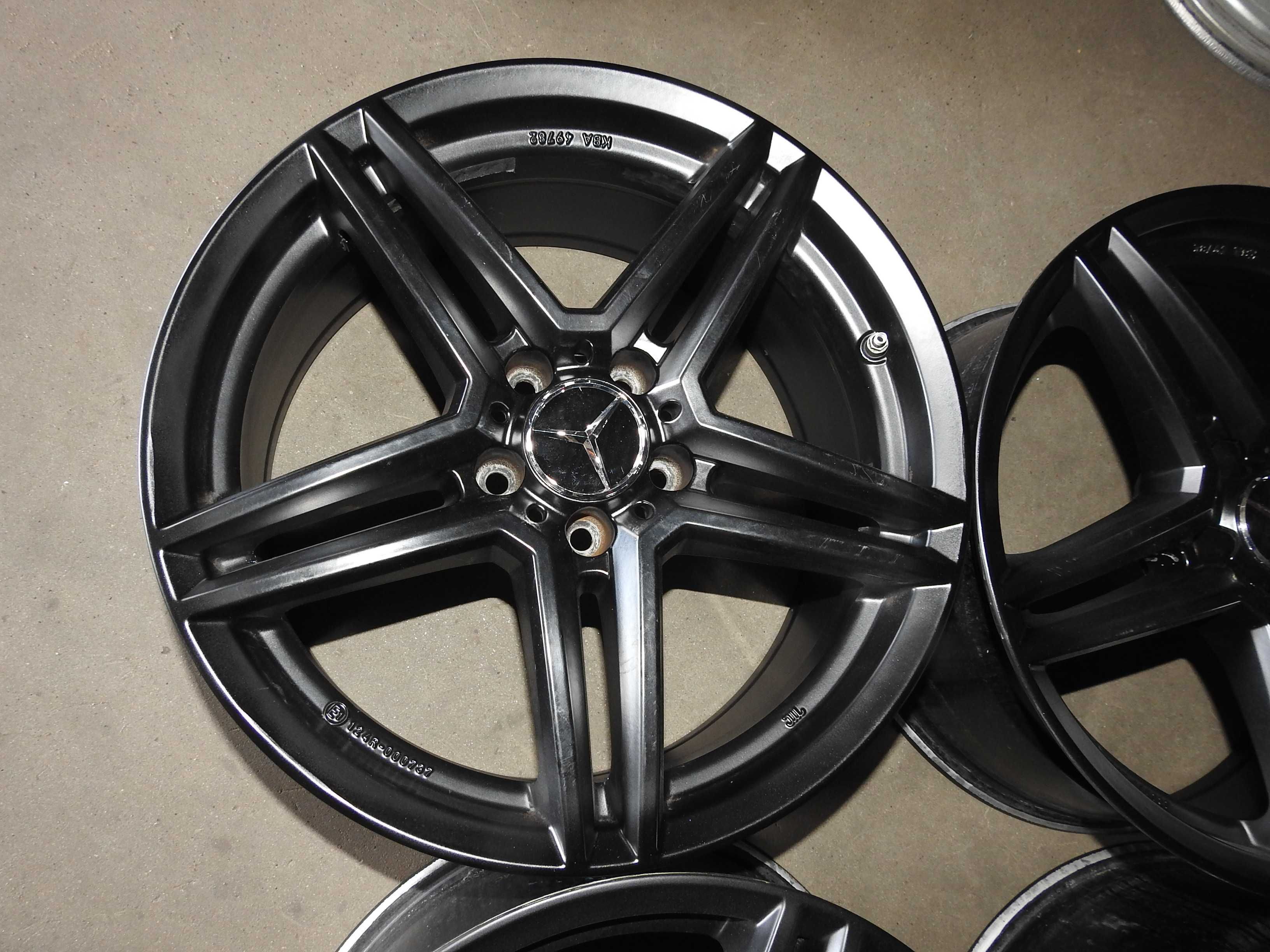 4x Alu 18'' 5x112 Mercedes ET48 8,5J Uniwheels TPMS