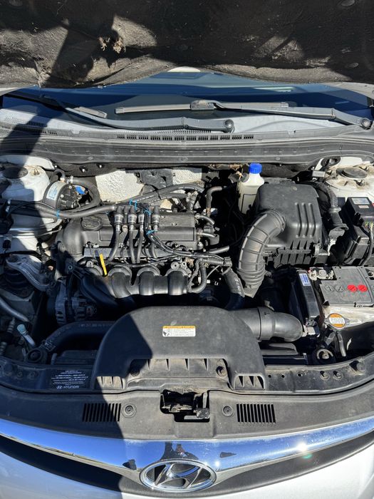 Hyundai i30 2010 року універсал 1.4 газ бензин