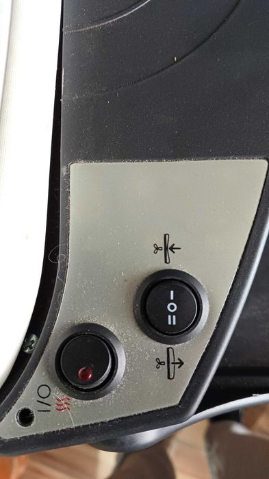 Deska do prasowania Bosch z gniazdkiem, nawiewem i nadmuchem