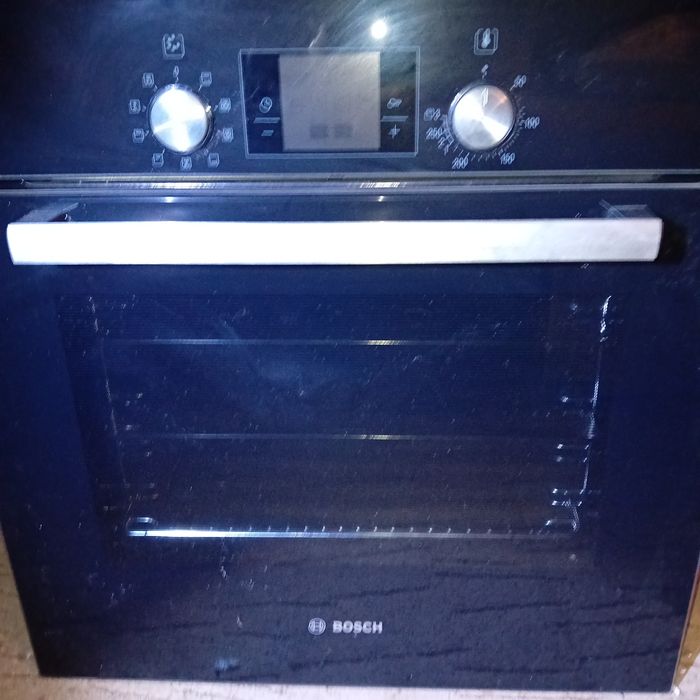 Духовой шкаф BOSCH HBN551S1Q