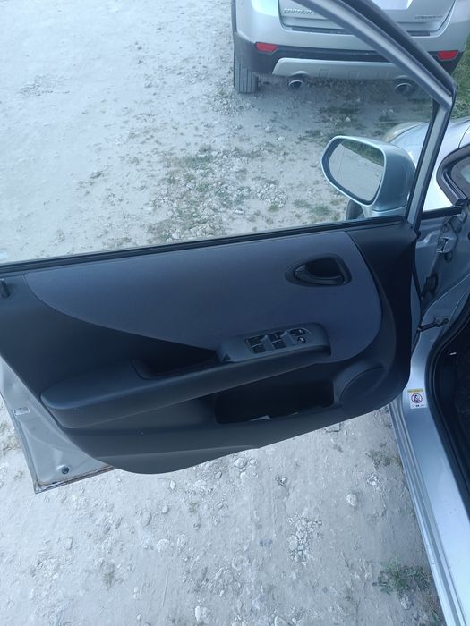 Продам Honda Jazz 1.4
