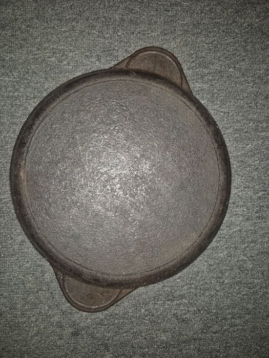 Срср жаровня чавунна пательня чавунна сковорода