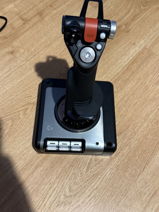 Logitech X52 Professional Hotas