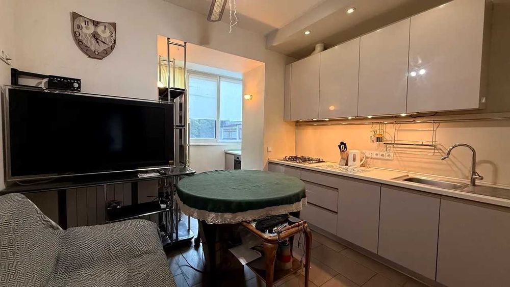 89173. 3к квартира с ремонтом в престижном Нагорном районе.