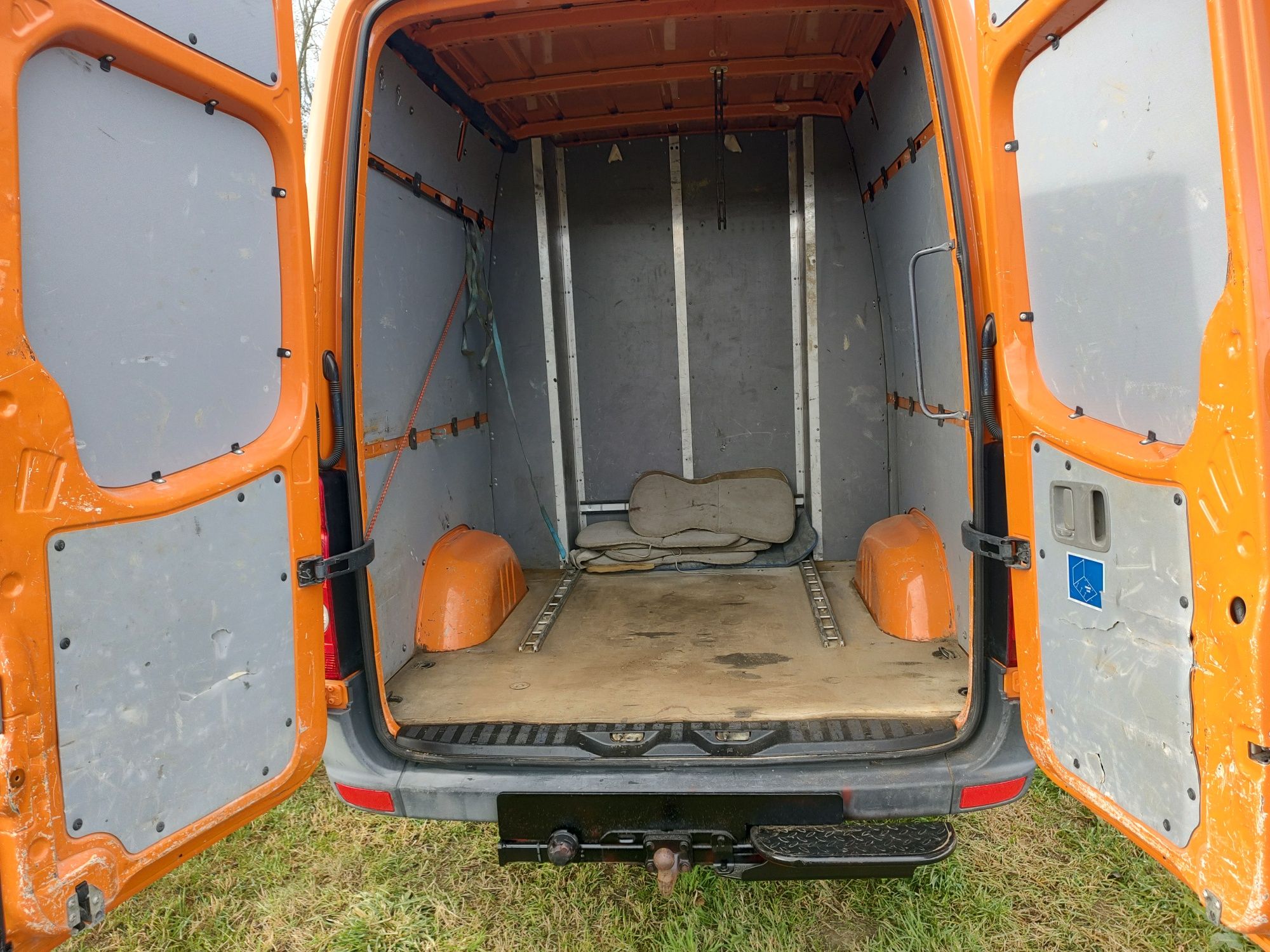 VW Crafter 6-os.163KM.org km.