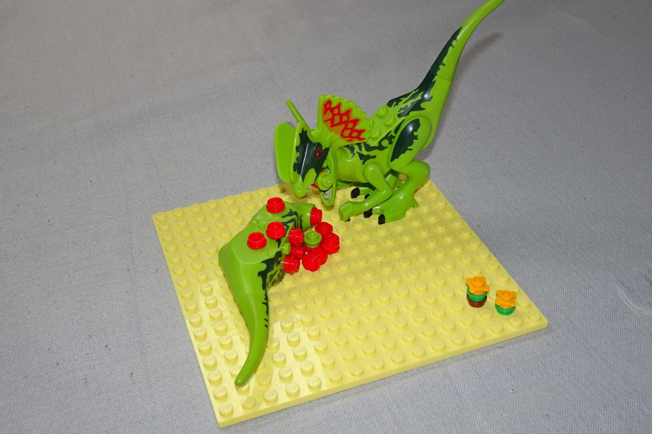 LEGO Dinozaur figurka Dilo01 park jurajski + drugi uszkodzony korpus