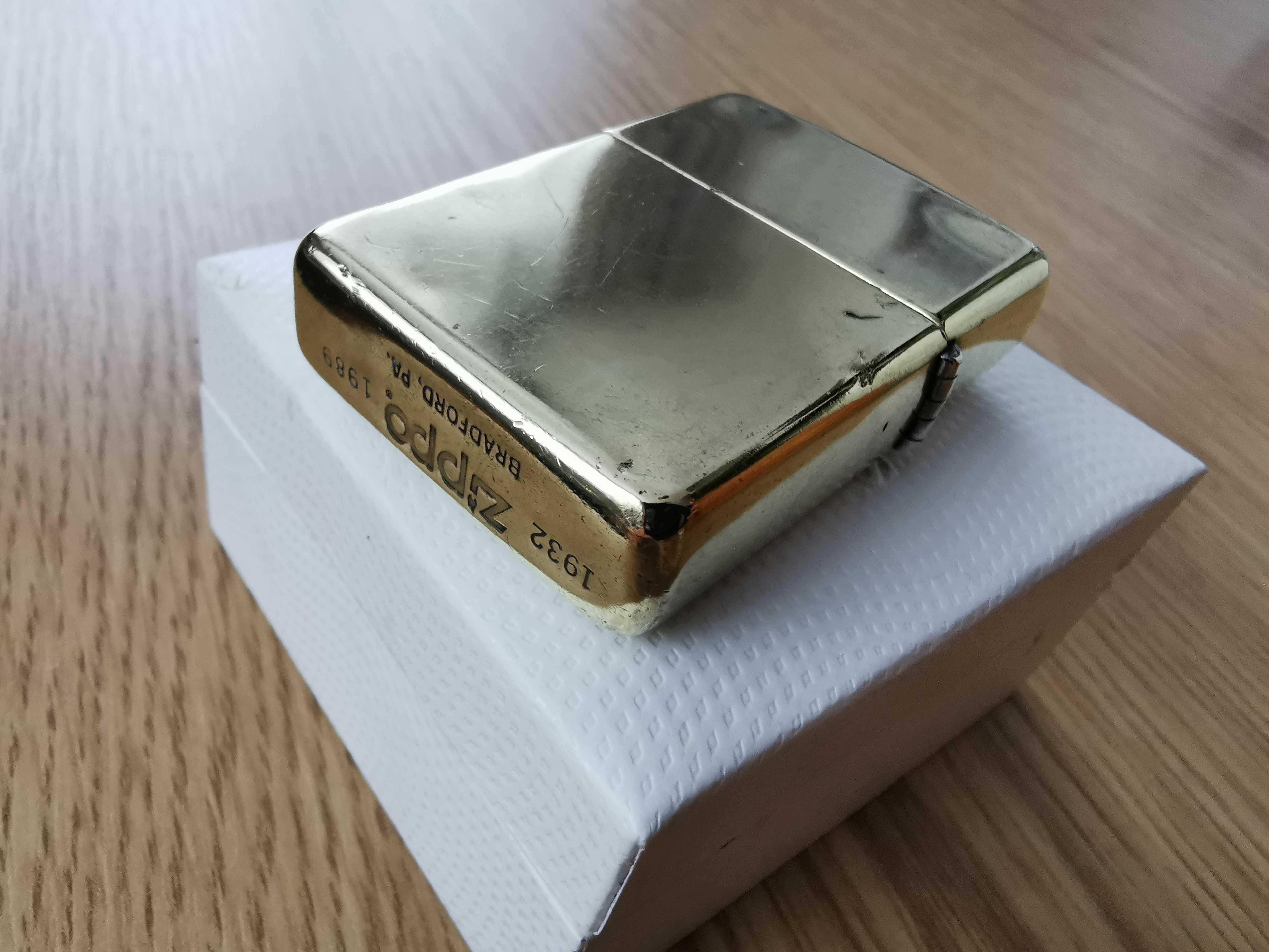 Stara zapalniczka benzynowa Zippo z 1989 roku Mosiądz