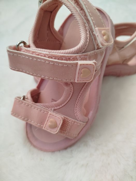 Sandały dziecięce