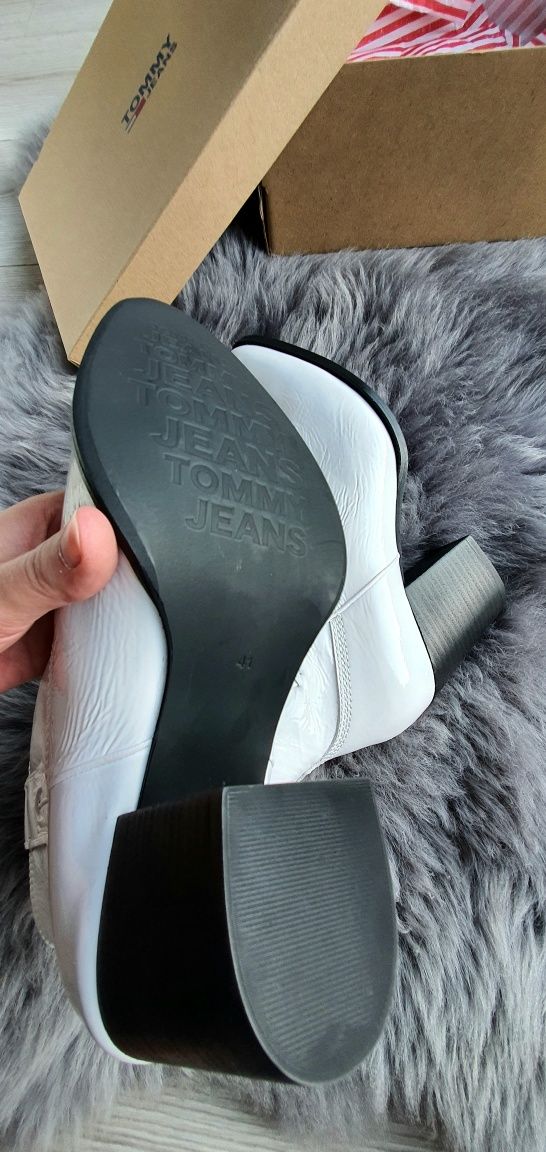 Nowe botki kozaki Tommy Hilfiger Jeans rozmiar 41