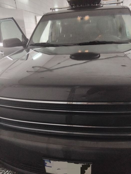 Ford Flex ( сімейний , 7 місць, повний привід)