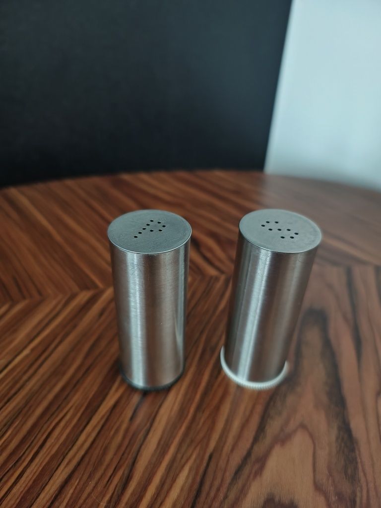 Solniczka i pieprzniczka zestaw Ikea Plats