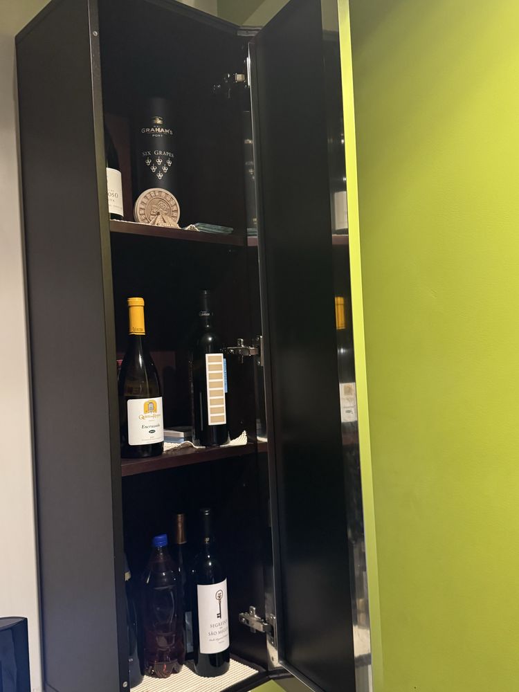 Móvel/bar de parede