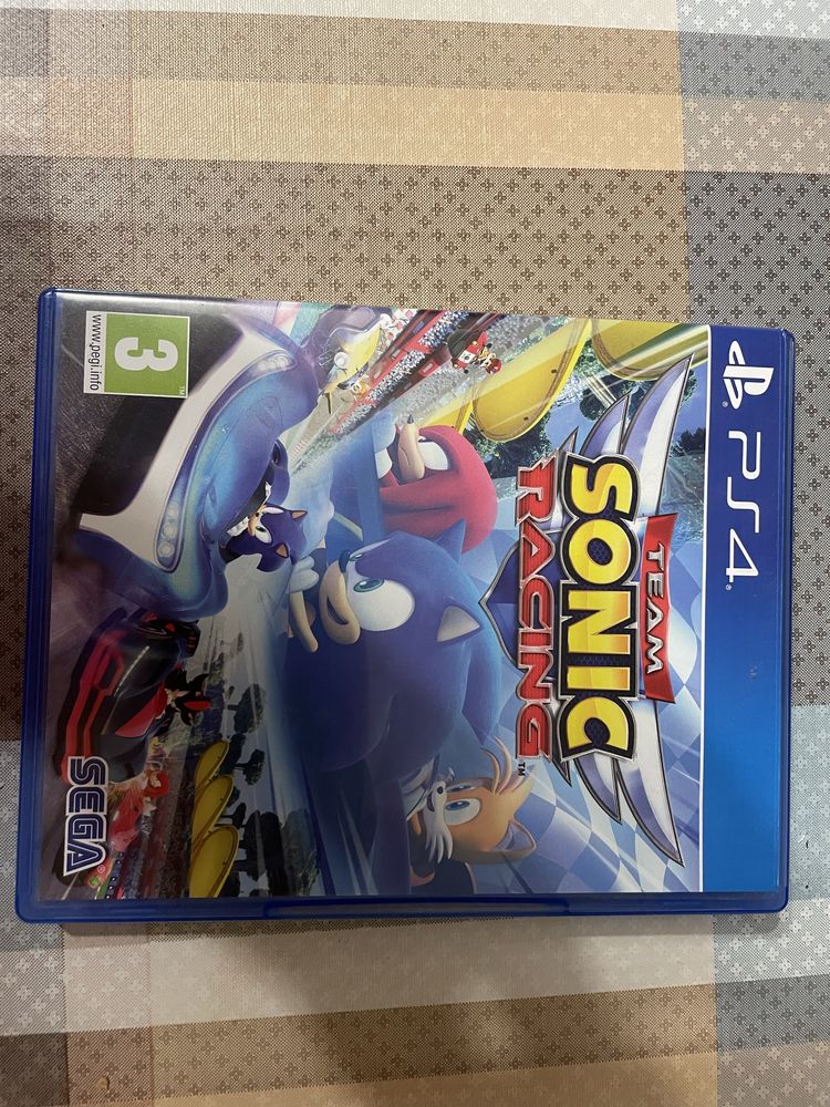 Vendo Sonic Team Racing para PS4 como novo