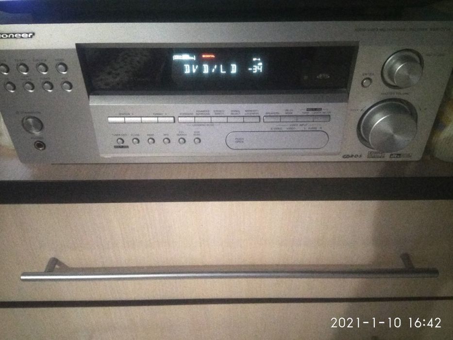 Домашній кінотеатр. Pioneer VSX-D714. З колонками 5.1!!!