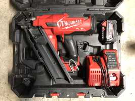 Gwozdziarka Milwaukee M18 FFN