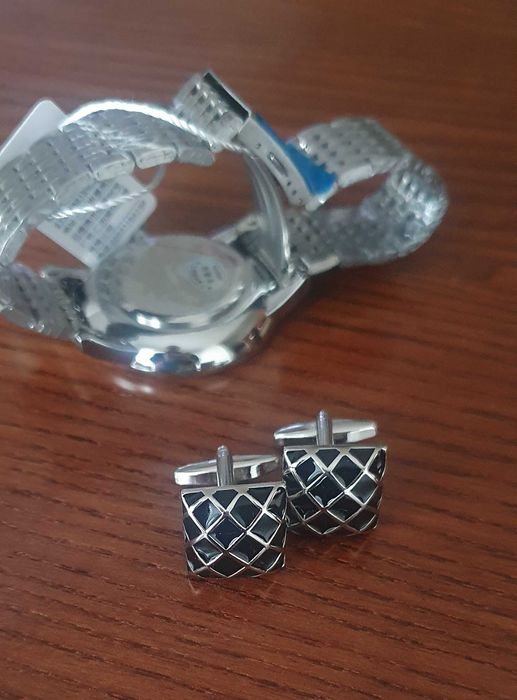 Zegarek męski kwarcowy