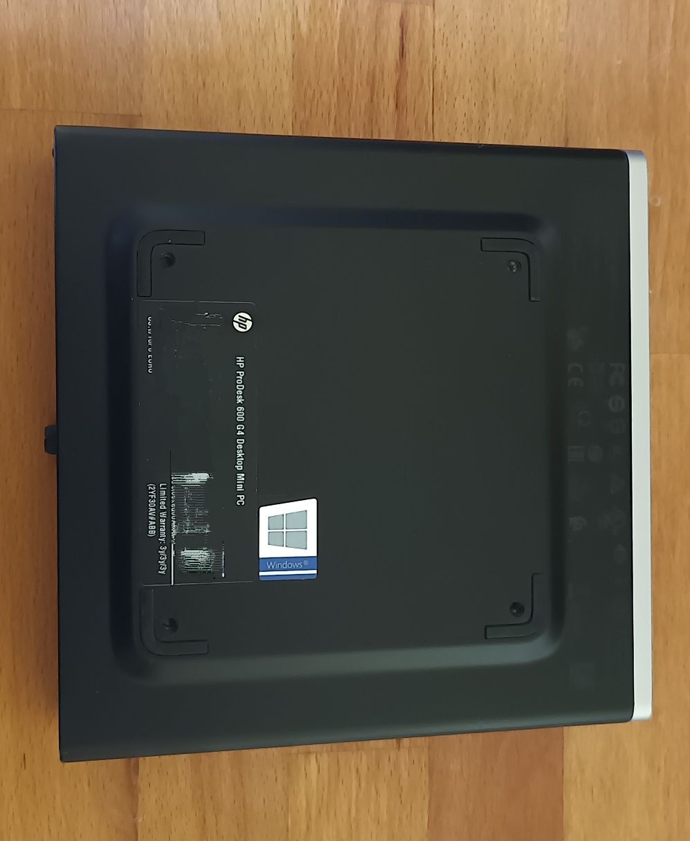 HP prodesk 600 G4: i3 8100,16Gb ram, wifi